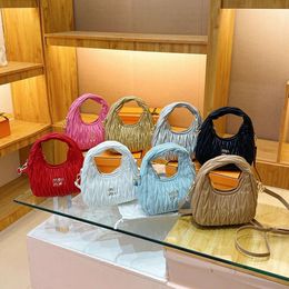 New Fashion Versatile Girl Sweet Pleated Soft Handheld Underarm Single Shoulder Bag Oblique Cross Crescent Bow and Arrow Women's Handbag