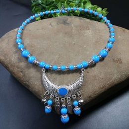 Stil Handgefertigte Halskette aus ethnischem Silberimitat für Kinder
