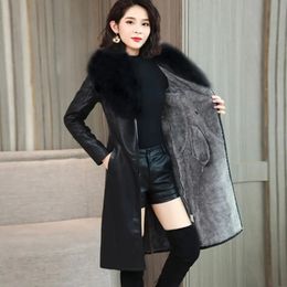 Large fur collar winter leather jacket for women with plush and thickened mid length 2023 slim fitting 240105