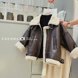 Koreansk version vinterrockar ytterkläder flickor varm fleece jacka baby jackor för höst barn kläder ty88 240104