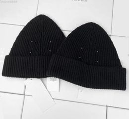 Margiela style autumn winter maar four corner mark sewing knit cold hat men and women1845417