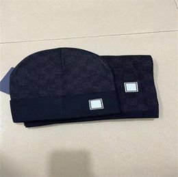 Designers Hat Fashion Trucker Cap women men cotton Hats Scarves Sets with hair ball warm dark grey winter soft comfortable availab2728556