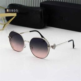 20% OFF Wholesale of Fashionable large frame women Personalised street photography glasses for men circular metal ocean lenses sunglasses