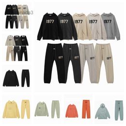 23ss New Designer Sportswears for Couples Ess Tracksuits Sweatshirts Set Pullovers Hoodie Winter Oversized Jumpers Street Clothing 7D3F 7D3F