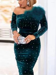 Plus Size Dresses Party Velvet Winter Feather Shiny Sequin Bodycon Dress Women Green Christmas Event Sheath Night Birthday Glitter Gown