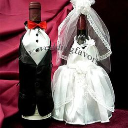 Decoration 2pcs=1pair Bridal Dress Gown &Tuxedo Wine Bottle Covers Satin Lace Champagne Bottle Wear Great Bottle Cover Party