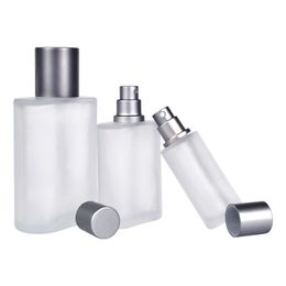 Free samples luxury 30ml 50ml 100ml frosted oblate shape glass mist spray perfume bottle with silver Aluminium cap