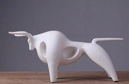 Crafts Modern Abstract Fortune Cow Statue Resin Ornaments Home Decoration Accessories Gift Resin Fortune cow Sculpture