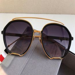 2020 Unisex new tenperament sunglass high quality TB810 Pilot stars model famous model whloer with original case234U