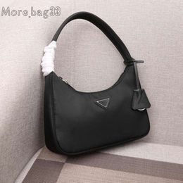 2024 Luxurys Designers Fashion Brushed Shoulder Bag For Women Bags Backpack Cross Body Pack Womens Nylon Totes Handbag Lady Messenger
