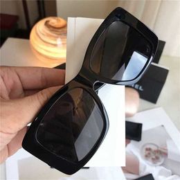 15% OFF New High Quality Small Fragrant Box Colour Block Letter Sunglasses Women's Sun and UV Protection CH71472A Sunglass Plate