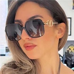 16% OFF New High Quality Warren Family's generous frame style ins net red same Sunglasses female personality fashion sunglasses male va4101