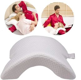 U-Shaped Curved Orthopedic Pillow for Sleep Memeory Foam Hand Pillow Hollow Orthopedic Products Neck Pillow Travel Side Sleepers 240106
