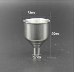 High Quality 304 stainless steel Metal Funnel mini funnel For All Kinds Of Liquor Alcohol Hip Whiskey Flask3104338