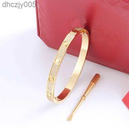 Designer Gold Card Plus Bracelet Tai Steel Fashion Screwdriver Ten Diamond Stainless Evening Wedding Rose Jewelry Lover Gift 13QR