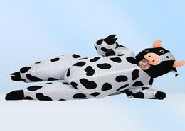 Inflatable Cow Costume for Adult Women Men Kid Boy Girl Halloween Party Carnival Cosplay Dress Blow Up Suit Animal Mascot Outfit Q8700657