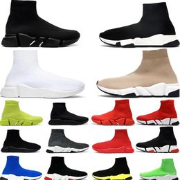 Designer Socks shoes Womens Men casual Shoe Speeds 2.0 V2 3.0 Sneaker Triple Black White Red Grey Graffiti Paris casual shoes outdoor sneakers Trainers