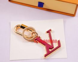 Europe and the United States new classic luxury fashion French brand high-quality luxury men and women key chain gifts and souvenirs