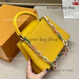 designer bag Classic Elegant New Color Real Leather Capucine Taurillon Lady Lock Me Louies Handbag Crossbody Totes Women Brand Handle Purse Wallet Bags