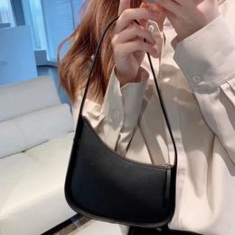 Women Luxury Evening Bags Designer Half Moon Bag Axillary Handbag Smooth Leather Flat Shoulder Strap Curved Zipper Closure Clutch Tote Suded Lining Underarm Purse