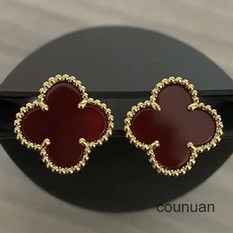 Designer Clover Studs Earring Vintage Four Leaf Clover Charm Stud Earrings Back Mother-of-Pearl Stainless Steel Gold Studs Agate for Women wedding Jewelry gift 1 P9K2