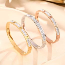 Designer Cartres Bracelet Fashionable and minimalist 18k gold bracelet with a female screwdriver inlaid three rows of diamonds for high-end feel Instagram style