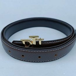 Classic Smooth Buckle Belt Retro Designer Men Slim Waist Belt Width 2.5cm Women Casual Jeans Leather Belt Wholesale