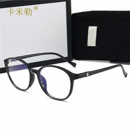 26% OFF Wholesale of sunglasses New anti blue light flat lenses for middle-aged men women universal eye and personality glasses 005