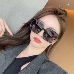 16% OFF Wholesale of sunglasses New Box Slim for Women Polarised Wave Network Red Same Style Face Sunglasses Large Frame Glasses