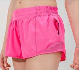 ll Womens Yoga Shorts Outfits With Exercise Fitness Wear lu Short Pants Girls Running Elastic Pants Sportswear Pockets lu688