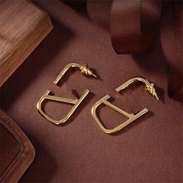 Fashion Designer Letter V Earrings pearl Stud Earing Women Tassel Love Internet Celebrity Vlogo Earring Female Luxury Jewellery Orecchini 341