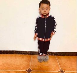 Kids Designer Clothing Sets New Luxury Print Tracksuits Fashion Letter Jackets Joggers Casual Sports Style Sweatshirt Boys Cloth3194664