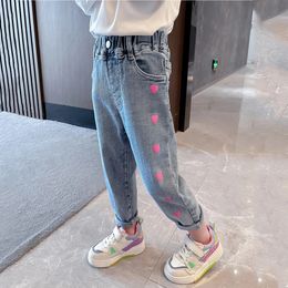 Princess Jeans Pants Girls Denim Trousers Kids Baby Embroidered Elastic Waist Childredn Long Pant for Girl 240106