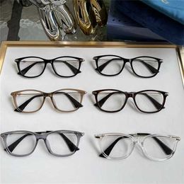 10% OFF Sunglasses High Quality Family's New Ultra Light Feminine Frame Glasses Box Plate Fashionable and Beautiful Personality Same Style as Stars