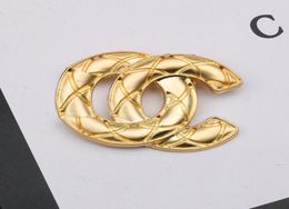 Men Womens Sweater Suit Collar Pin Brooches Fashion Designer Brand Double Letter Brooche Luxury High Quality Gold Plated Wedding C1885296