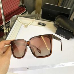 26% OFF Wholesale of sunglasses New Polarised Women's Street Shooting Large Frame Driving Sunglasses Batch