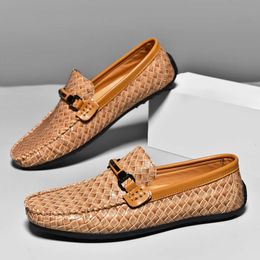 Summer New Fashion Brown Loafers for Breathable Leather Casual Mens Flats Slip-on Driving Shoes Men Moccasins