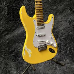 Hot sell good quality Relic Electric Guitar Alder Body Maple Neck Aged Hardware Yellow Colour Nitro Lacquer Finish- Musical Instruments can be Customised