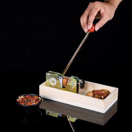 Adjustable Nutcracker Nut Tweezers Macadamia Opener Peeling Machine With Durable Metal Handle For Hazelnuts Almonds 240105