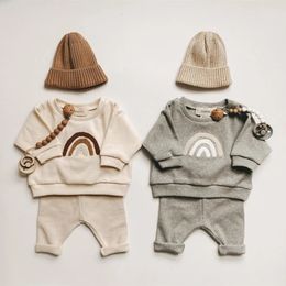 Spring Baby Boys Clothes Cute Organic Cotton Sets Girls Long Sleeve Casual SweatshirtPants 2pcs Kids Clothes Sports Suit 240105