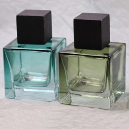 wholesale luxury 30ml 50ml 100ml custom Colour square glass perfume bottle with black wooden cap spray bottle with box packaging