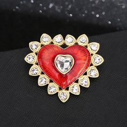 Brooches Creative Personality Red Heart For Women Luxury Rhinestone Love Corsage Fashion Party Office Brooch Pin Gifts Jewellery