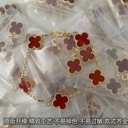 Classic Van Jewellery Accessories Fanjia s925 Sterling Silver Red Agate Pink Fritillaria Tiger Eye Stone Lucky Four Leaf Grass Laser Five Flower Bracelet Womens High E