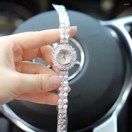 Wristwatches Luxury Diamond Women's Watch With Pearl Band Pointer Style Shell Face Quartz Waterproof For Wife Gift Relogios Feminino