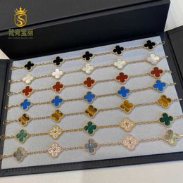 Classic Van Jewelry Accessories High version V Gold White Fritillaria Red Jade Chalcedony Four Leaf Grass Five Flower Bracelet Rose Diamond Full Laser Move