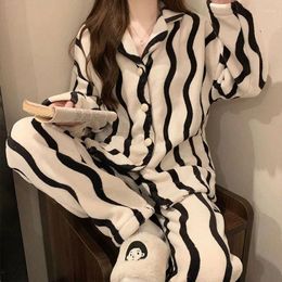 Women's Sleepwear Autumn And Winter Women Coral Velvet Cardigan Set Striped Pattern Thick Can Wear Home Ladies Pajamas