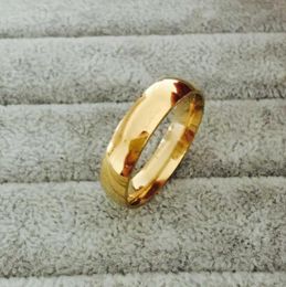 Classic popular 18k Real Gold Plated 6mm Titanium Steel Women Men Wedding Ring Top Quality Do not fade Lovers Wedding Jewelry9880078