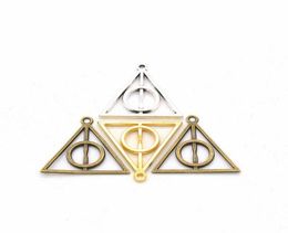 Bulk 120Pcslot Vintage Triangle Charms Pendant Triangle Deathly Hallows Wizzar Charms DIY Findings 3132mm 4 colors3127943