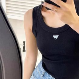 2024Luxury Designer Womens T Shirts Summer Women Tops Tees Crop Top Embroidery Sexy Off Shoulder Black Tank Top Casual Sleeveless Backless Top Shirts Solid Color