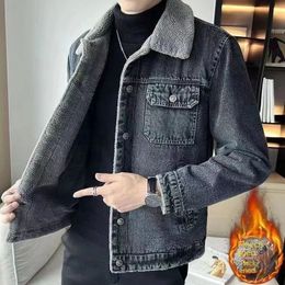 Winter Mens Denim Coat Plush Thickened Lamb Fleece Collar Casual Jacket Large Design Feel Loose Men 240108